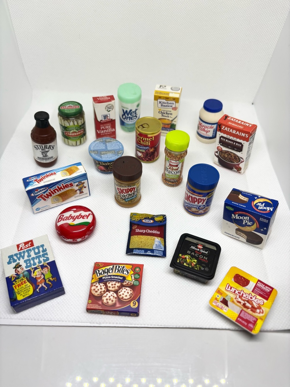 Zuru Mini Brands 20 Pieces Lot